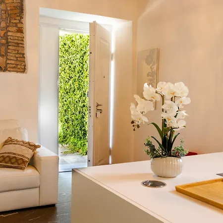 In Pieno Centro Storico Con Parcheggio! Apartamento Udine